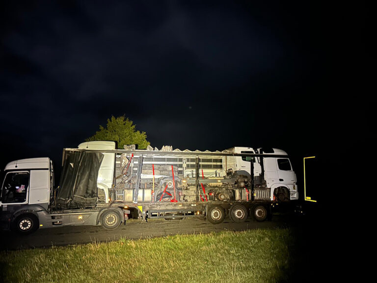 Vrachtwagen op vrachtwagen op vrachtwagen…, ruim 16.000 euro boete