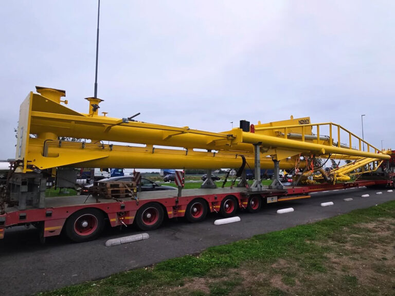 Speciaal transport stilgezet: 33,65 meter lang zonder de juiste papieren