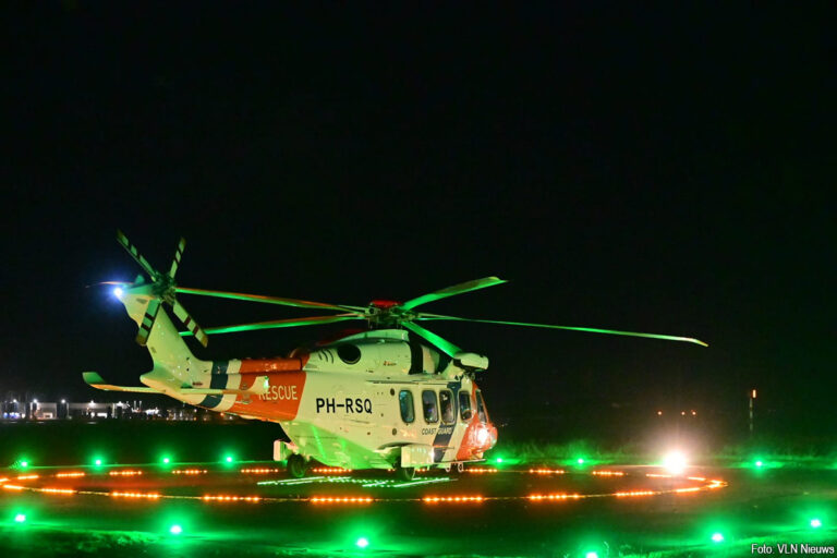 Tanker ‘Eva Schulte’ op drift voor Nederlandse kust