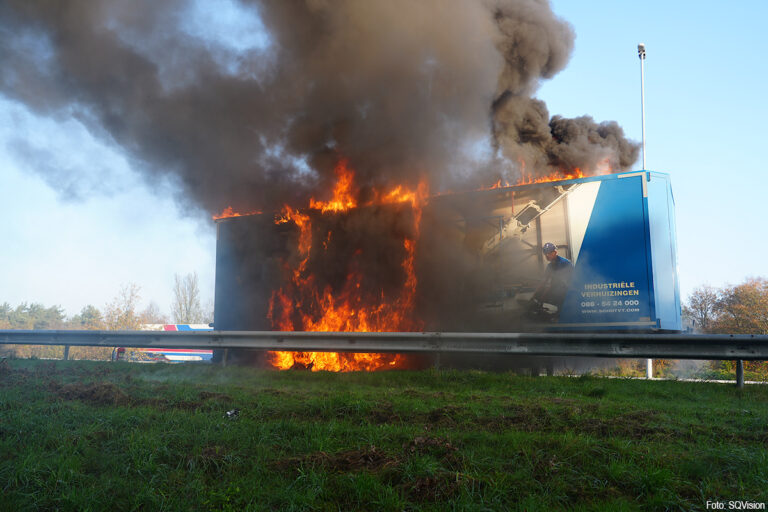 Trailer in brand op A58