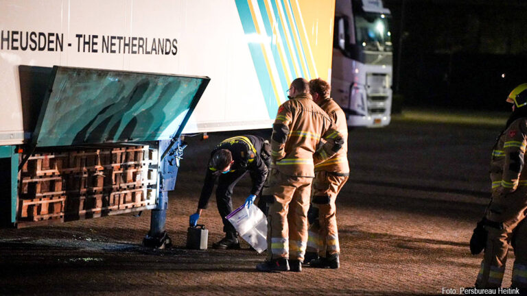 Brandstichting na verkeersruzie bij vrachtwagen op terrein transportbedrijf in Heusden