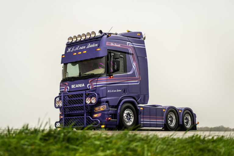 Nieuwe Scania R770 V8 6×2 voor H.J.A. van Dalen Transport