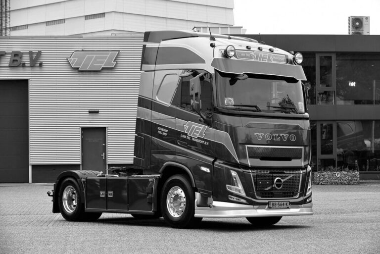 Leo van Tiel, oud-eigenaar L. van Tiel Transport, op 81-jarige leeftijd overleden