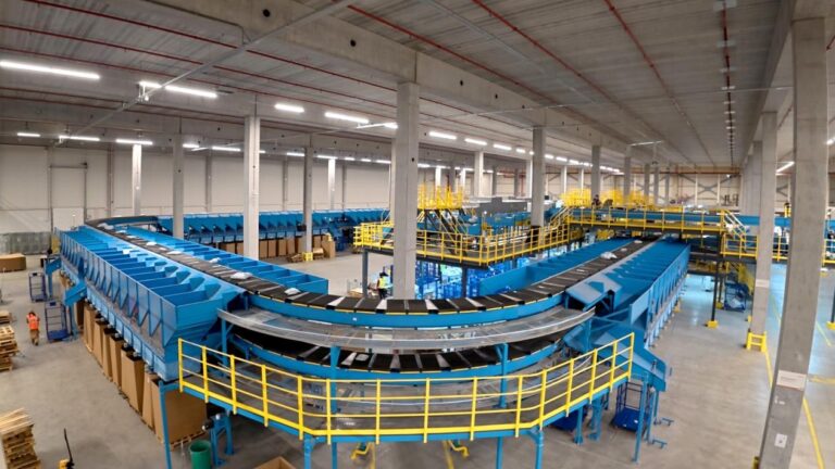 GOFO Netherlands verhoogt sorteercapaciteit met nieuwe sorteermachine in Amsterdam