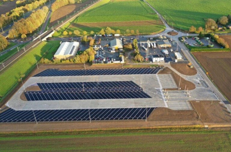 Nieuwe beveiligde truckparking geopend bij Luik