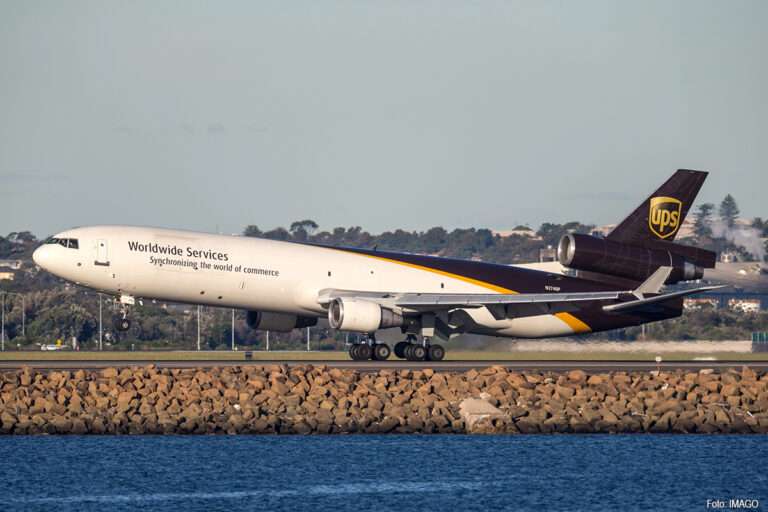 UPS en FedEx houden McDonell Douglas MD-11 vliegtuigen aan de grond na crash Louisville