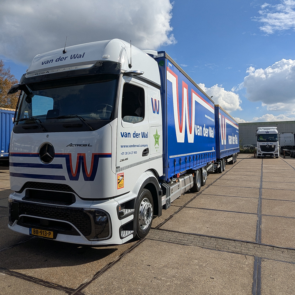 Actros L ProCabin valt in de smaak bij Van der Wal-chauffeur: “Het is een beest!”