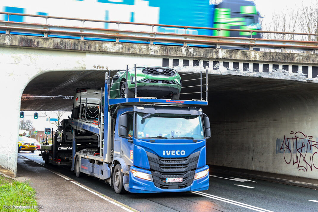 Vrachtwagen Viaduct