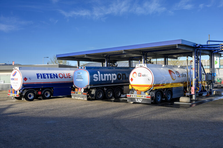 Fieten Olie en OQ Value kondigen gezamenlijke overname van Slump On aan