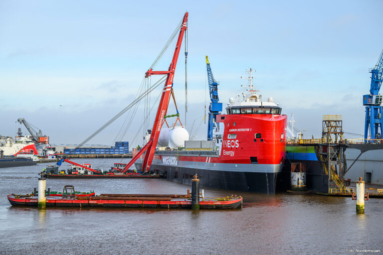 Wagenborg installeert eerste CO₂-tanks op nieuw transportschip in Delfzijl