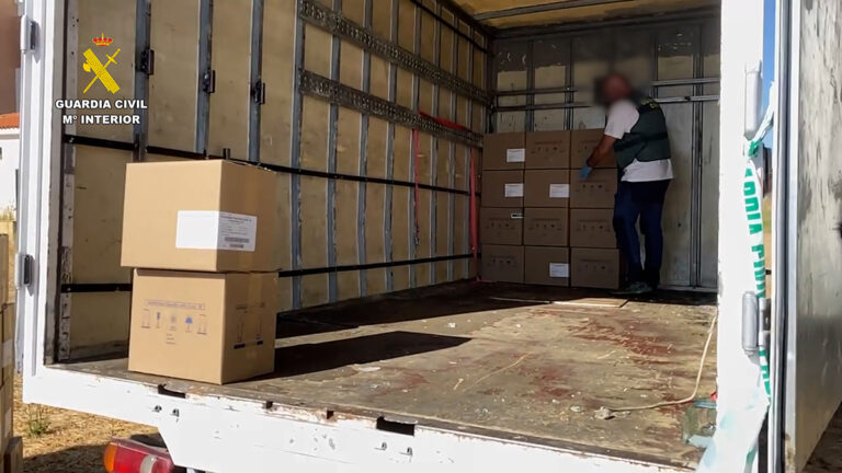 Criminele bende opgepakt voor diefstallen uit vrachtwagens in Spanje [+foto’s]