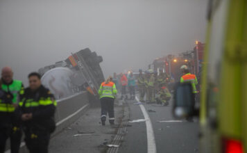 Gekantelde Vrachtwagen A1
