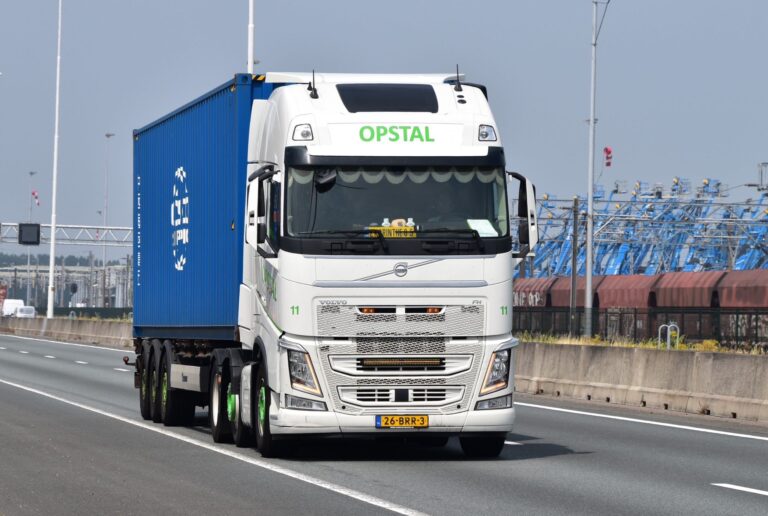Kosten-batenanalyse brengt Opstal Logistics tot besluit: einde aan zeecontainertransport