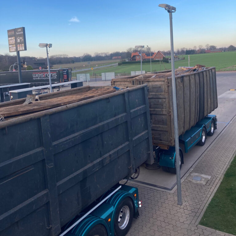 Nederlandse vrachtwagen met schroot blijkt 64,4 ton: Duitse politie verbiedt verder rijden