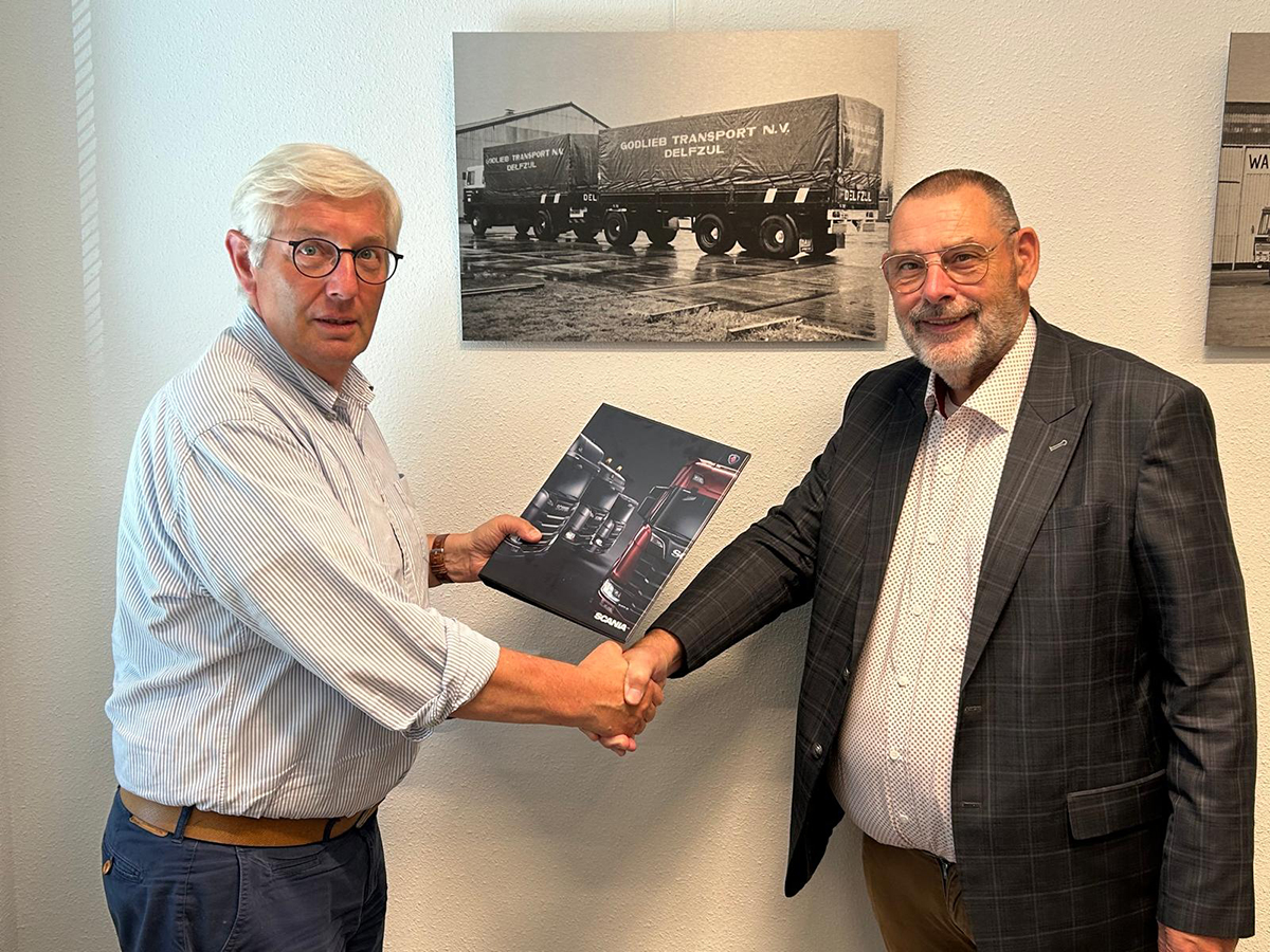 Reining bestelt twintig nieuwe Scania’s en kiest voor één uniform servicenetwerk