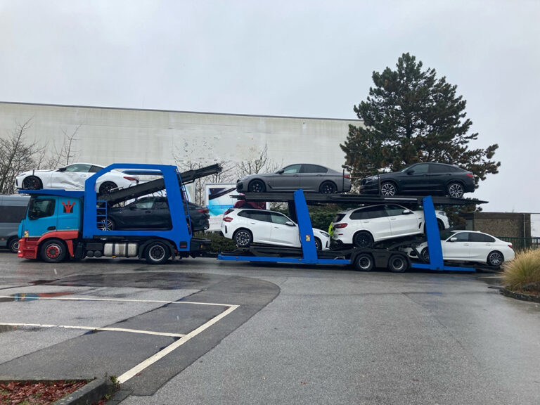 Roemeense autotransporter uit het verkeer gehaald vanwege tientallen ernstige gebreken