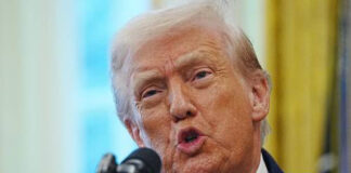 Trump klaagt BBC aan om montage en eist 5 miljard dollar Trump