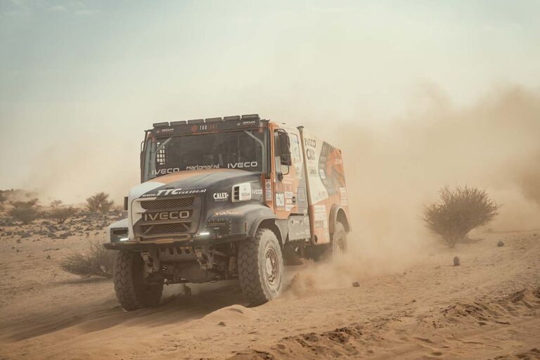 Marnix Leeuw knokt zich naar knappe tiende plaats in twaalfde etappe Dakar Rally