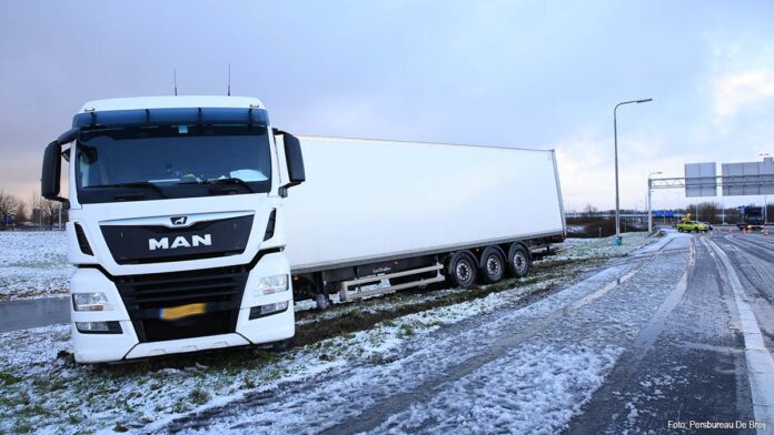 Vrachtwagen geschaard A4