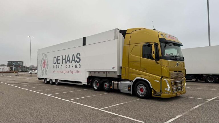 De Haas Road Cargo investeert in negentien nieuwe Volvo-trekkers voor maximale flexibiliteit