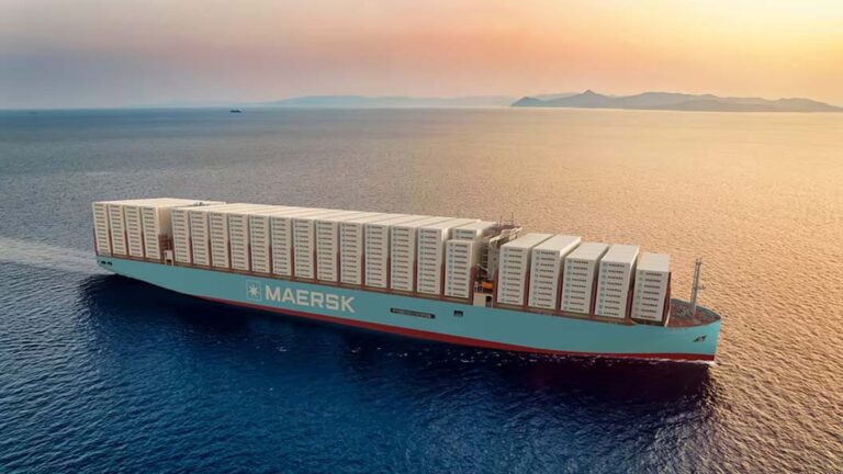 Maersk bestelt acht grote containerschepen met flexibele inzetbaarheid