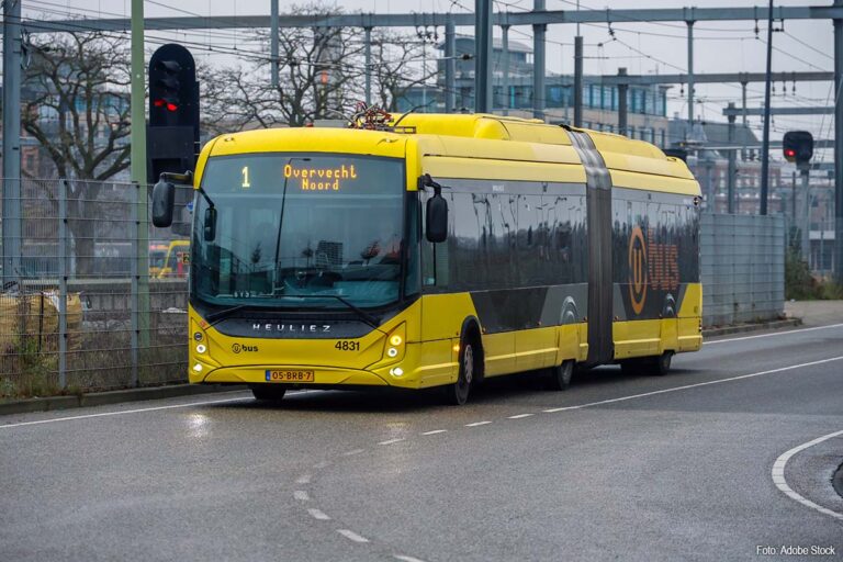 CNV: situatie busvervoer Utrecht vrijwel onhoudbaar, kwart chauffeurs ziek thuis