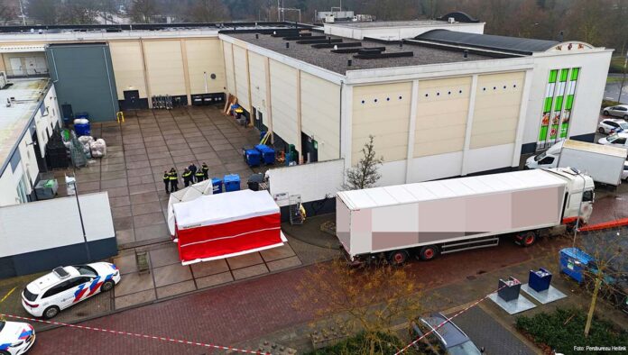 Vrachtwagenchauffeur overleden