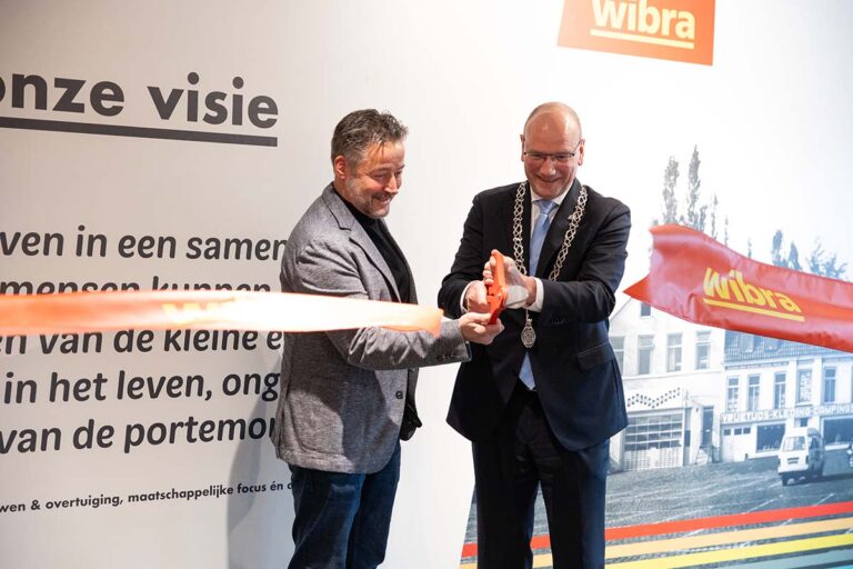 Nieuw distributiecentrum Wibra in Apeldoorn officieel geopend