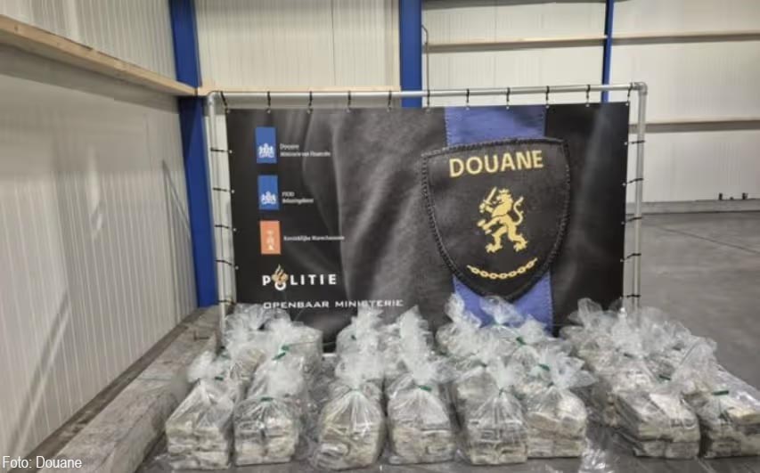 Douane onderschept 400 kilo cocaïne tussen bananen in haven van Vlissingen