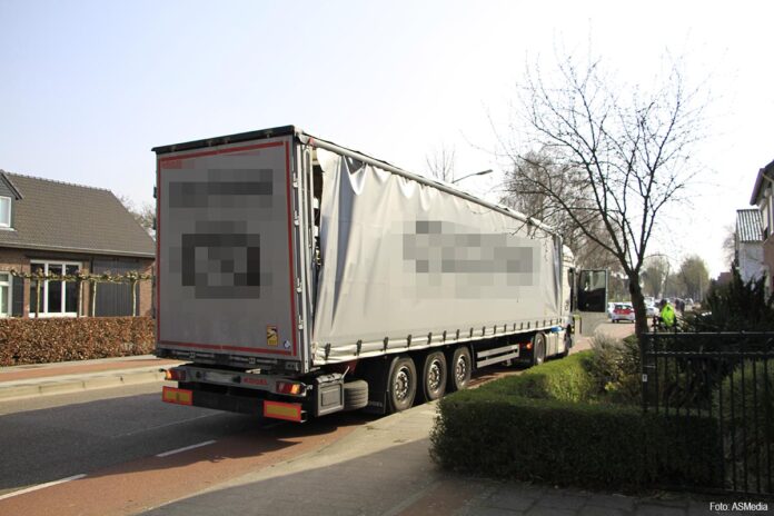 Aanrijding spoorviaduct Weert