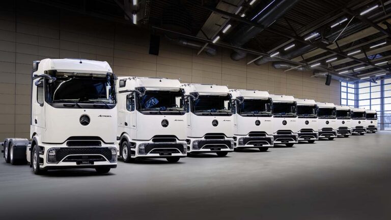 Mercedes-Benz Trucks levert 500 Actros L ProCabin aan Girteka Logistics