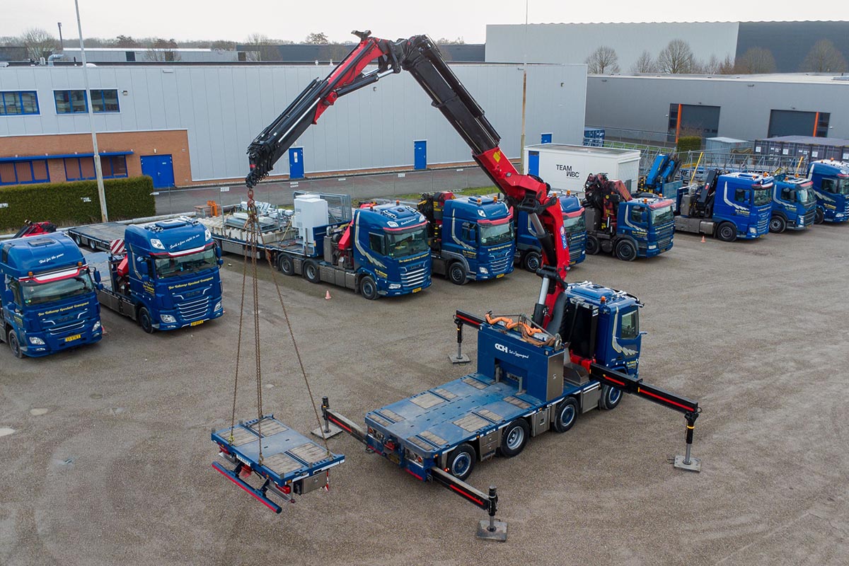 Jos Tolkamp Speciaal Transport zet compacte DAF XD met 95 tonmeter kraan in