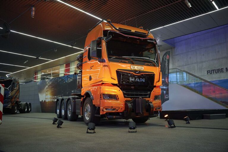 MAN presenteert nieuwe TGX 41.640 heavy-duty trekker voor transporten tot 250 ton