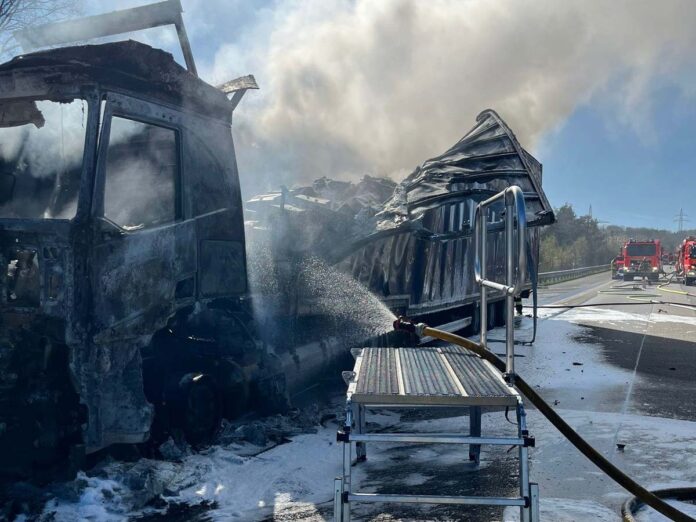 brand vrachtwagen LNG Duitse A3