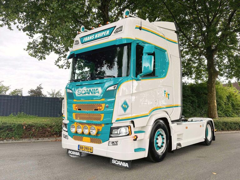 Van Den Bergh BV, handelend als Kuiper Transport uit Geldermalsen, failliet verklaard