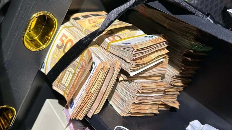 Grote inval bij transportbedrijven in Duitsland: zes arrestaties en vermoeden van miljoenenfraude [+foto’s]