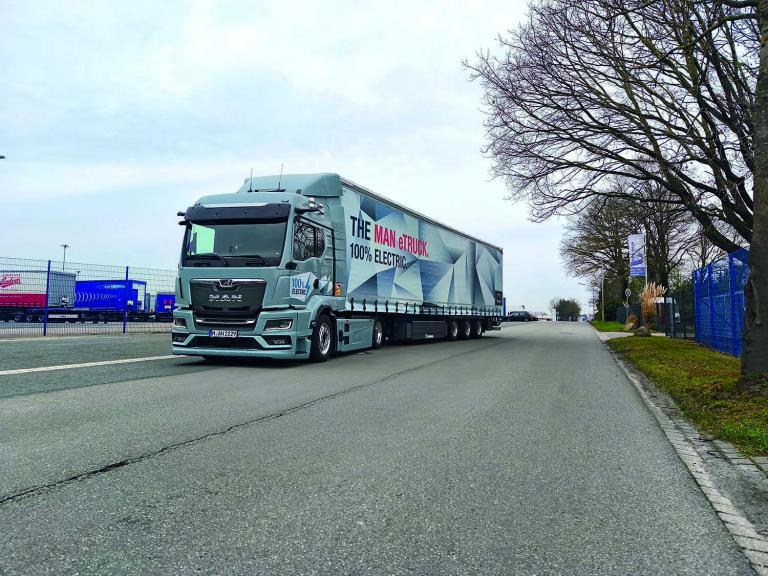 MAN demonstreert langeafstandstransport met elektrische truck tussen Parijs en Berlijn