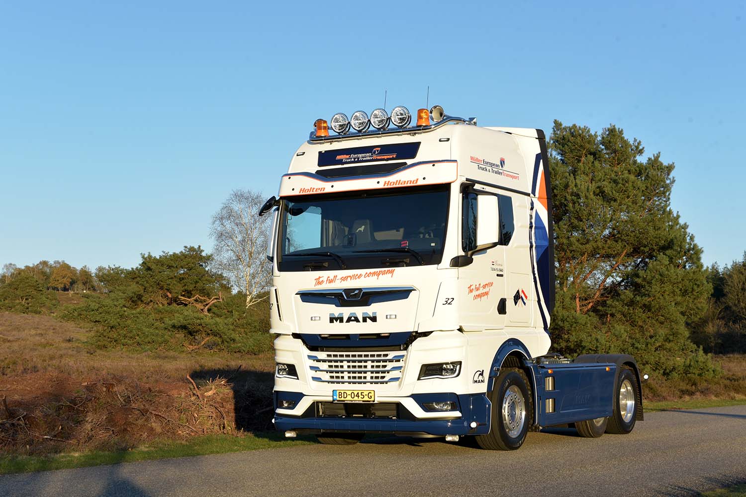 Transportbedrijf R. Mutra neemt bijzondere MAN TGX PowerLion in gebruik