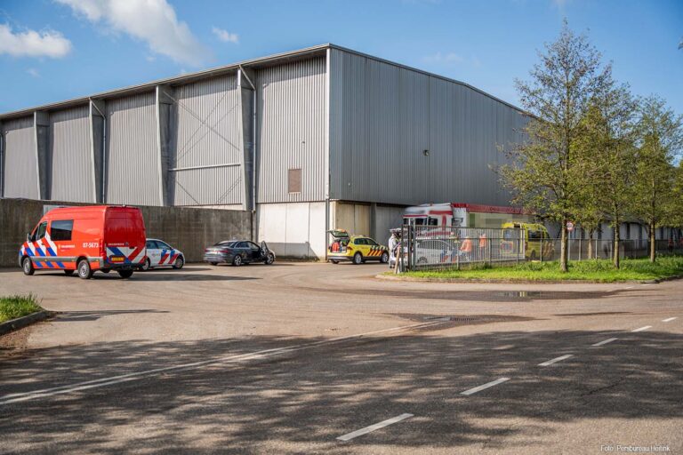 Vrachtwagenchauffeur overleden bij bedrijf in Duiven