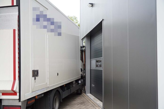 Aanrijding Bedrijfspand