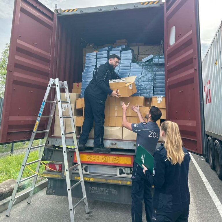 Duitse douane houdt container met 24 ton levensmiddelen tegen
