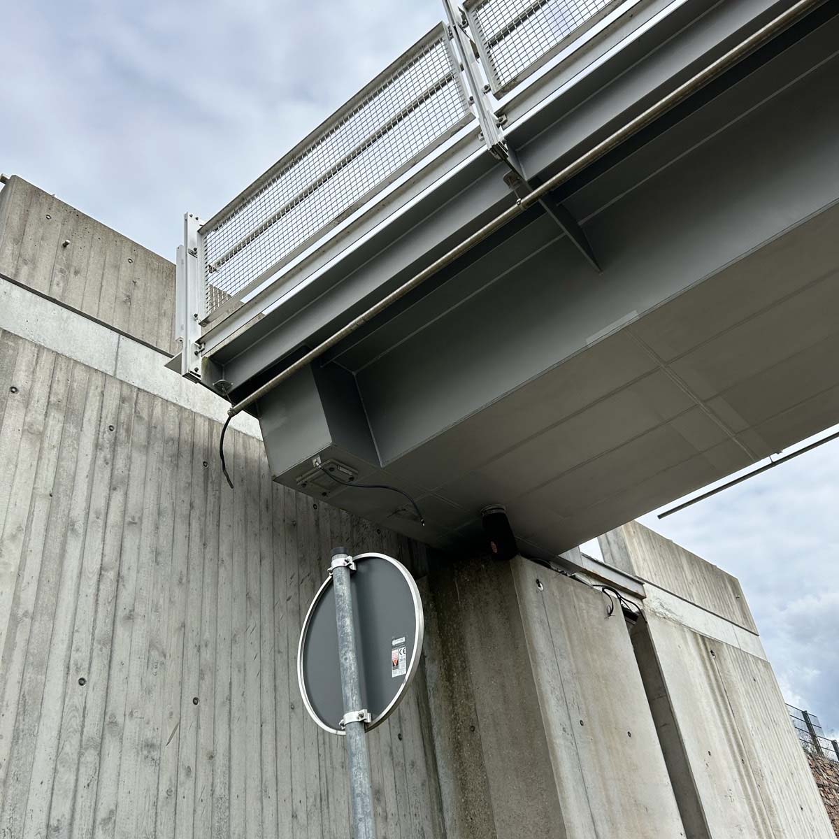 Voetgangersbrug