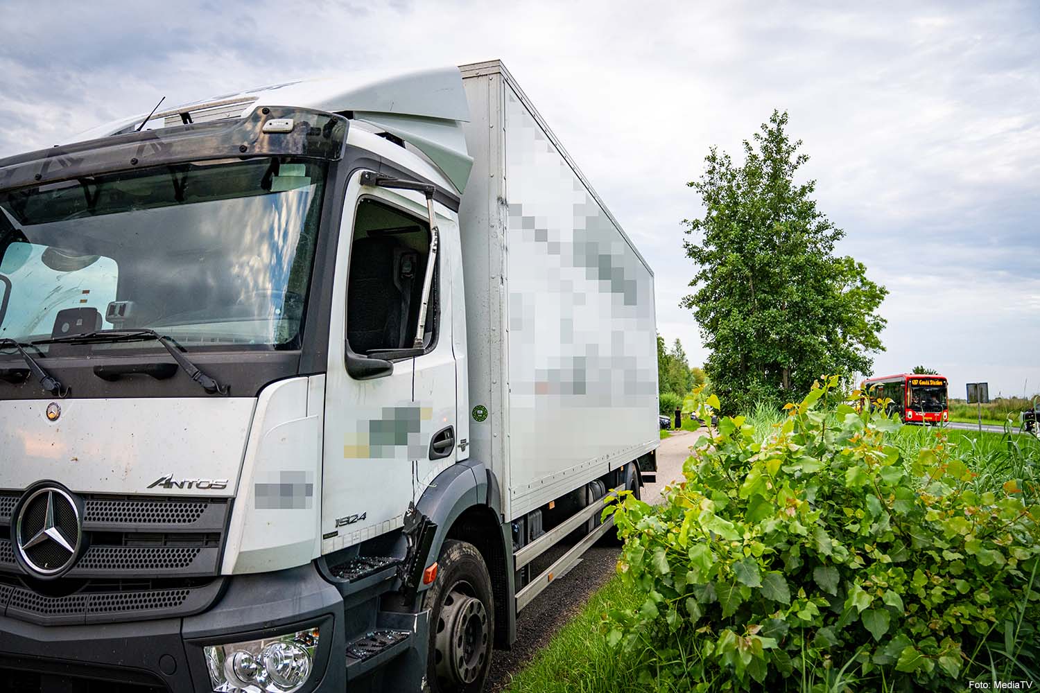 Aanrijding bus vrachtwagen