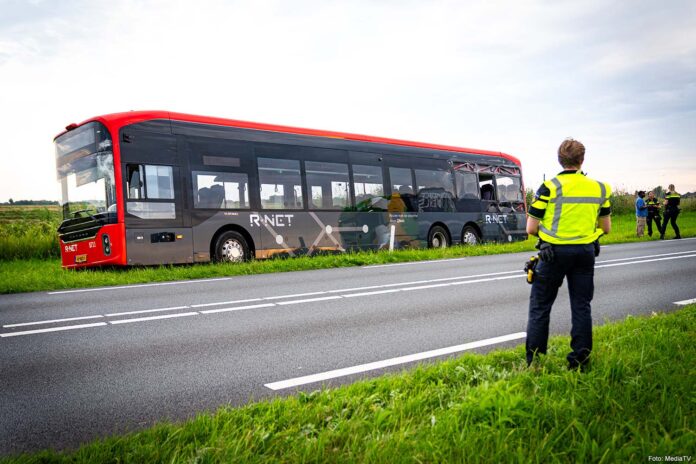 Bus, aanrijding