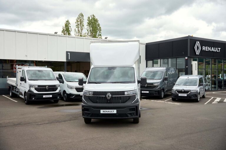 Renault introduceert af fabriek opgebouwde bedrijfswagens onder nieuw label