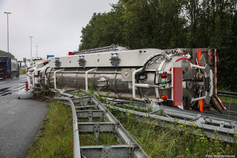 Gekantelde vrachtwagen zorgt voor afsluiting N31 richting Leeuwarden bij Drachten