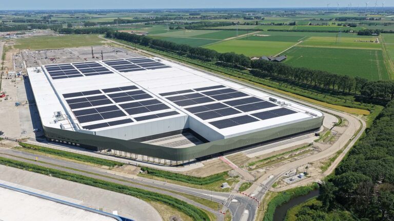 Van der Helm Logistics bouwt nieuw distributiecentrum van 100.000 m² in Moerdijk