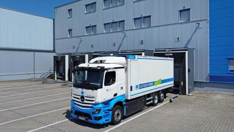 BÄKO Süd-West neemt eerste volledig elektrische koelvrachtwagens van Duitsland in gebruik