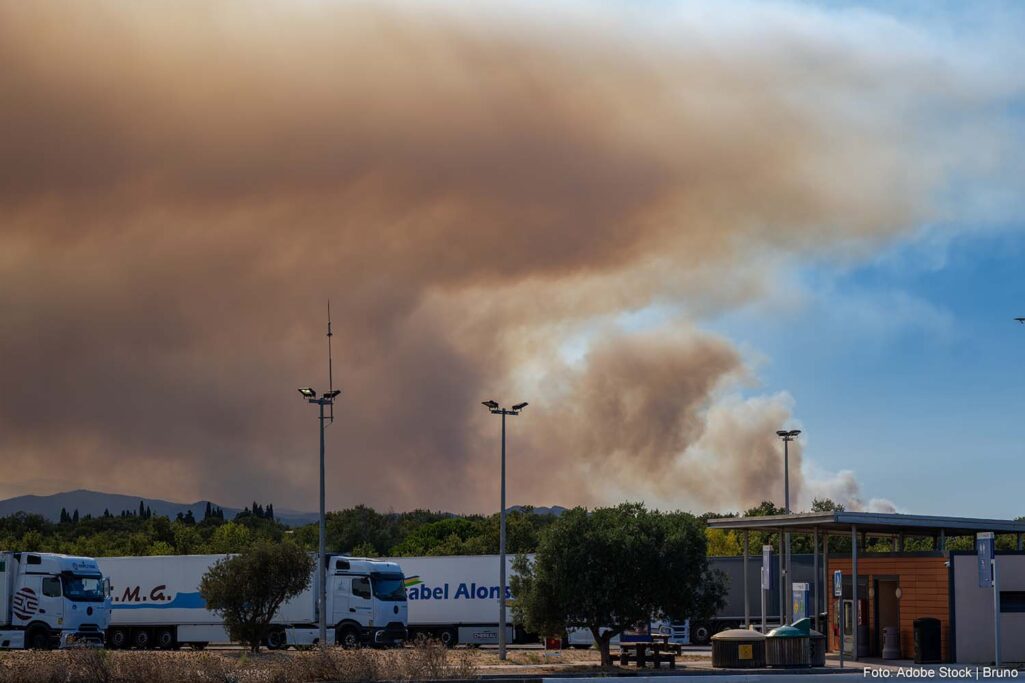 Bosbrand Frankrijk vrachtwagens