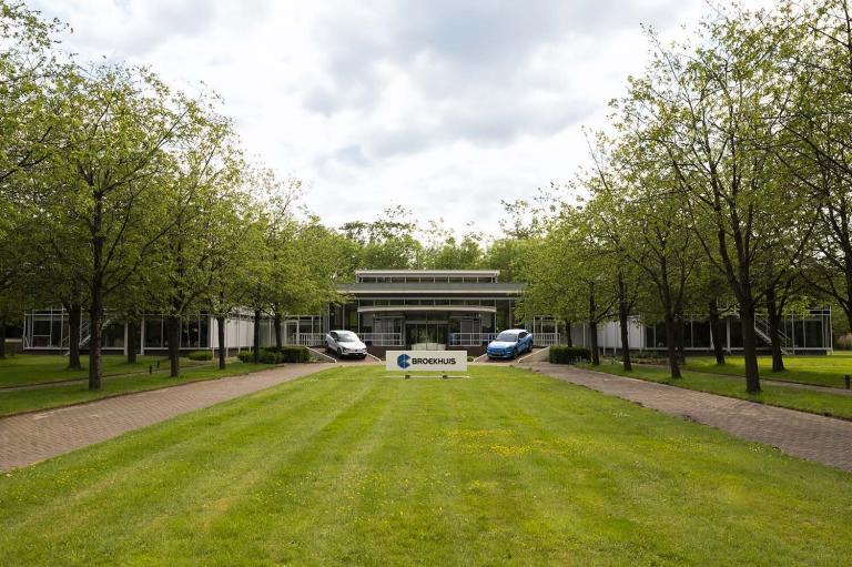 Broekhuis Groep wil deel van Herwers Groep overnemen